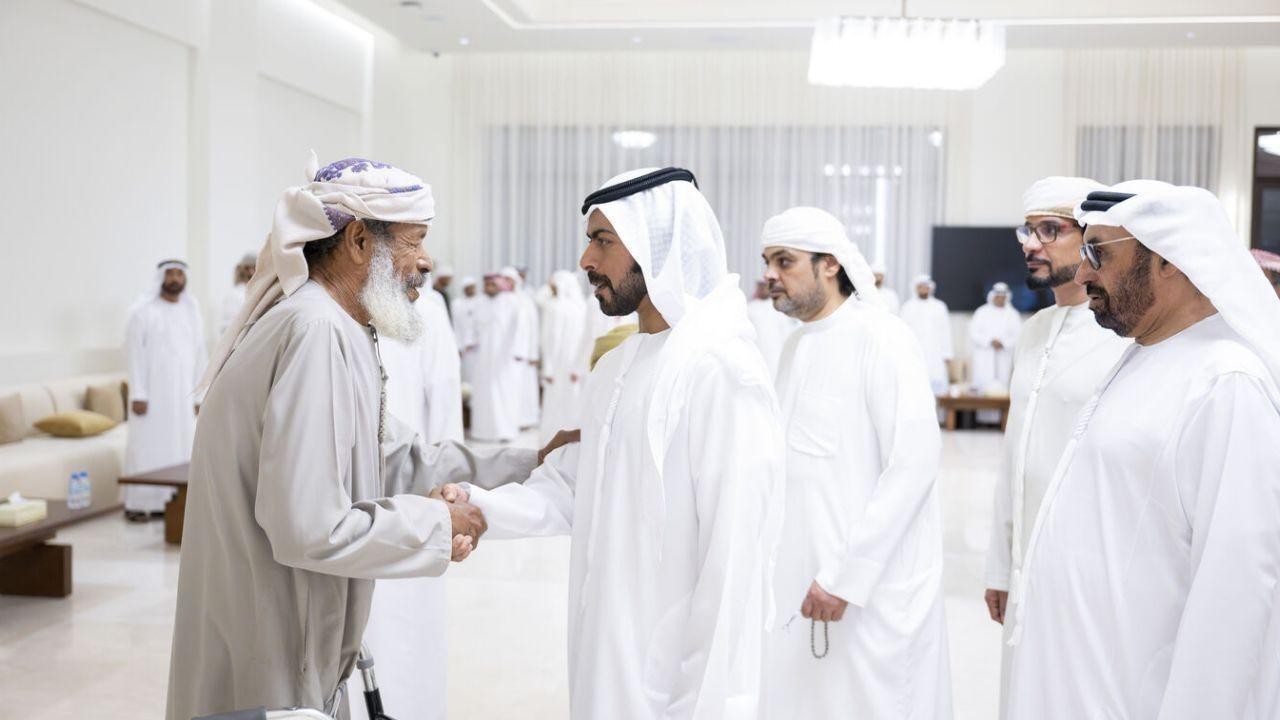 Khalifa bin Tahnoon offers condolences on passing of Abdullah Al Hameeri