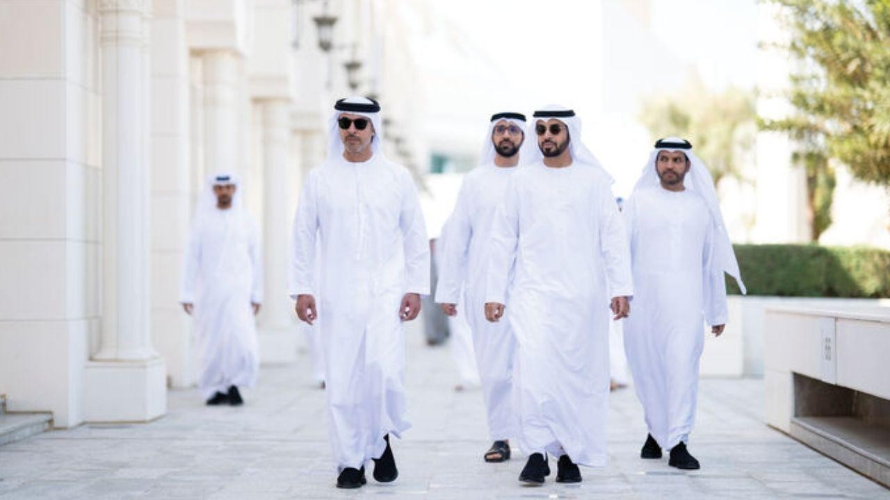 Hazza bin Zayed reviews Ramadan event plans in Al Ain Region
