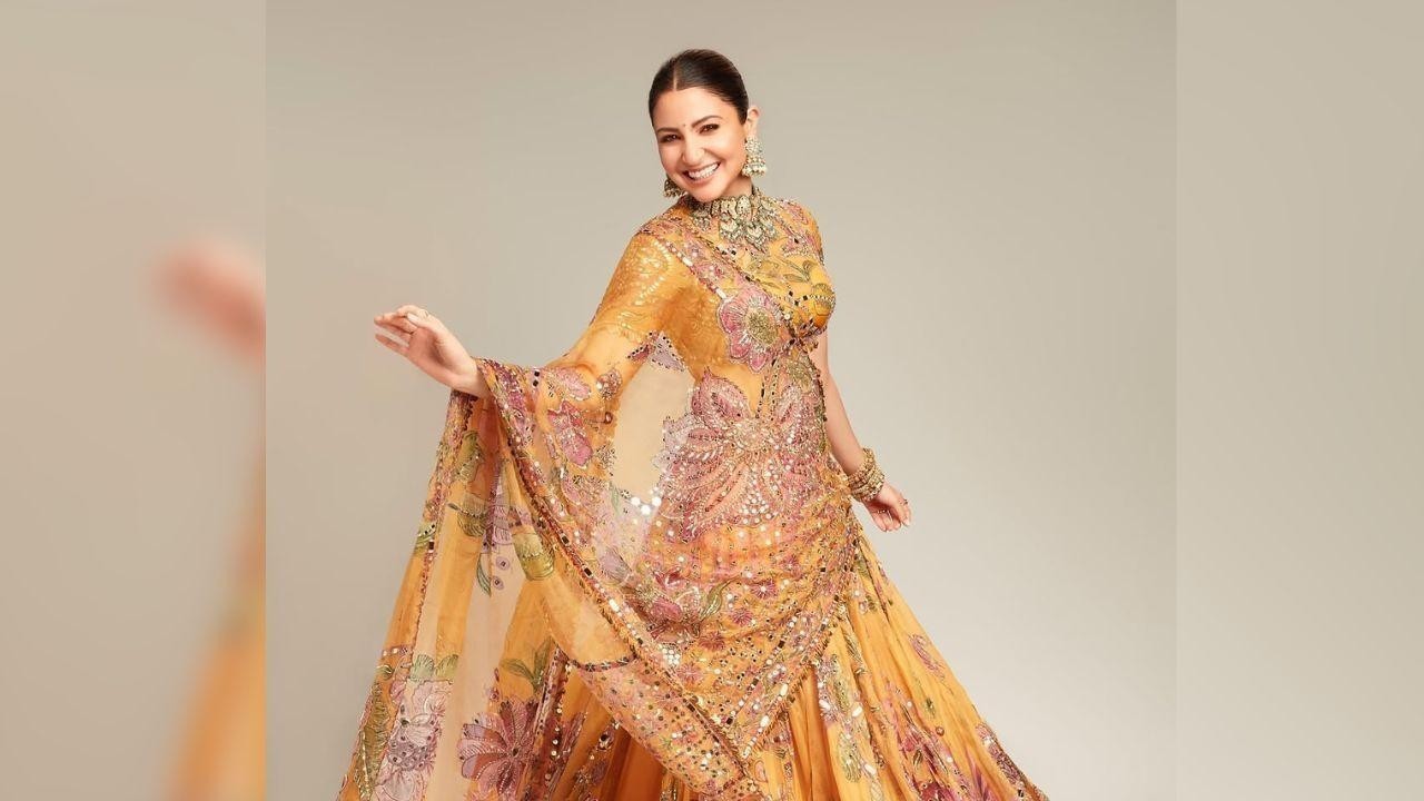 Anushka Sharma Stuns in Yellow Lehenga Worth ₹1.6 Lakh