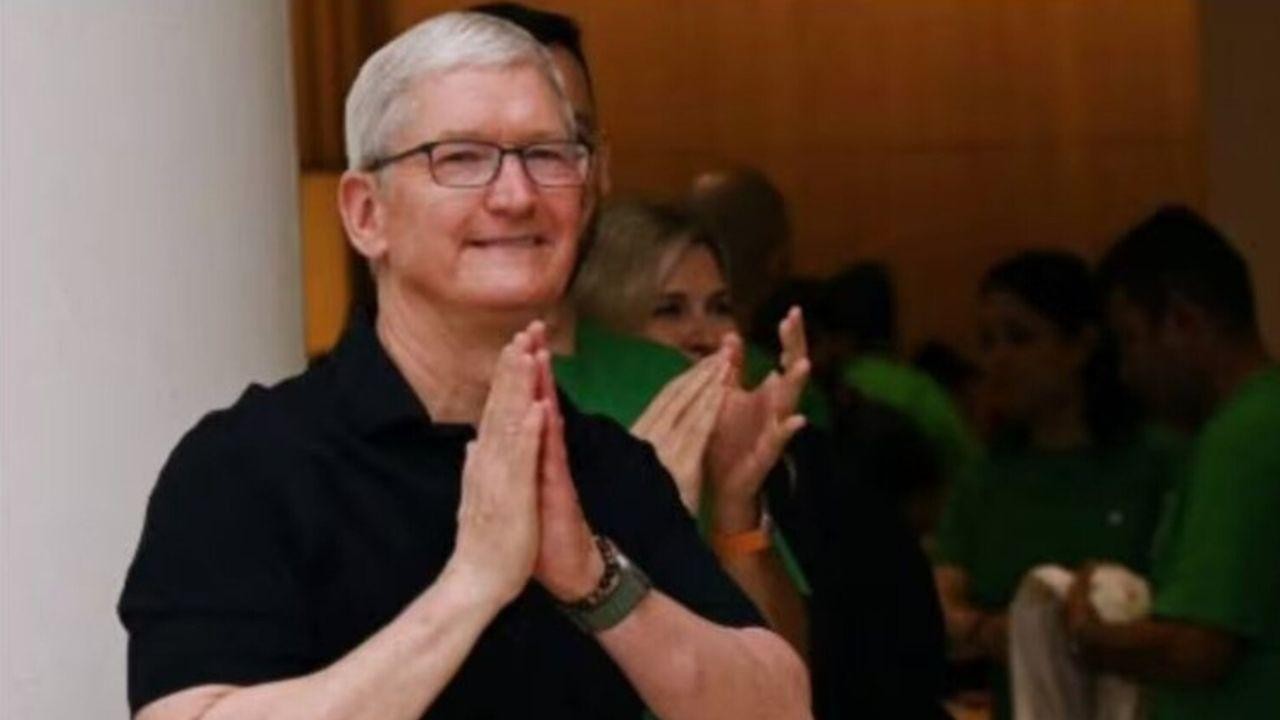 Tim Cook Reveals Apple Watch Saved His Father’s Life After a Fall