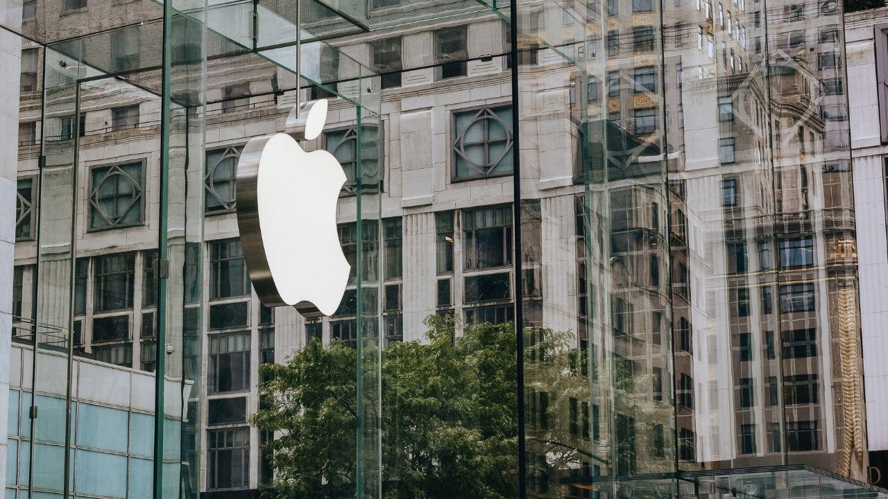 Apple's first foldable iPhone could use liquid metal for a stronger hinge