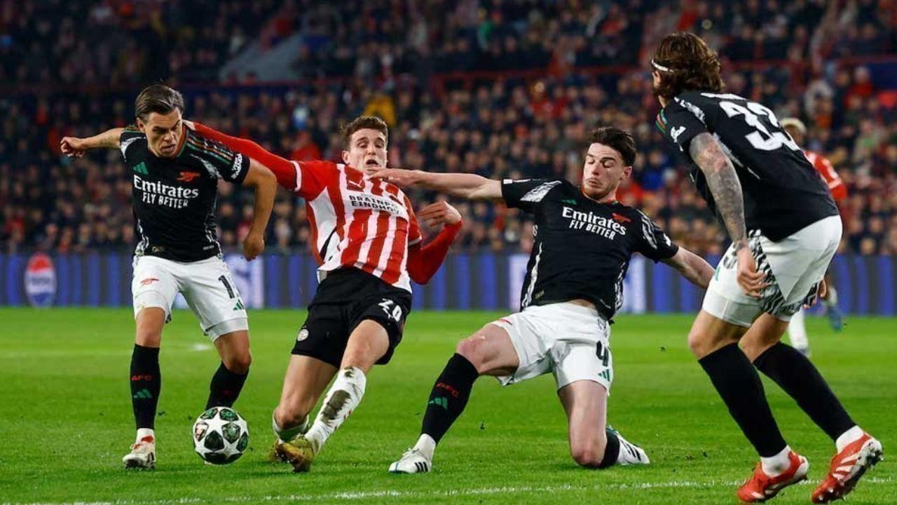 Arsenal Crush PSV 7-1 Away in Champions League Victory
