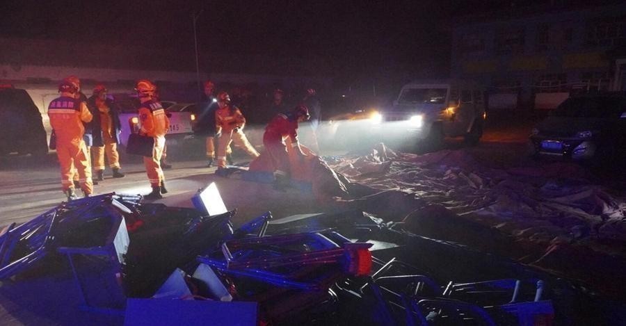 Deadly 6.2 quake hits northwestern China, claiming 111 lives