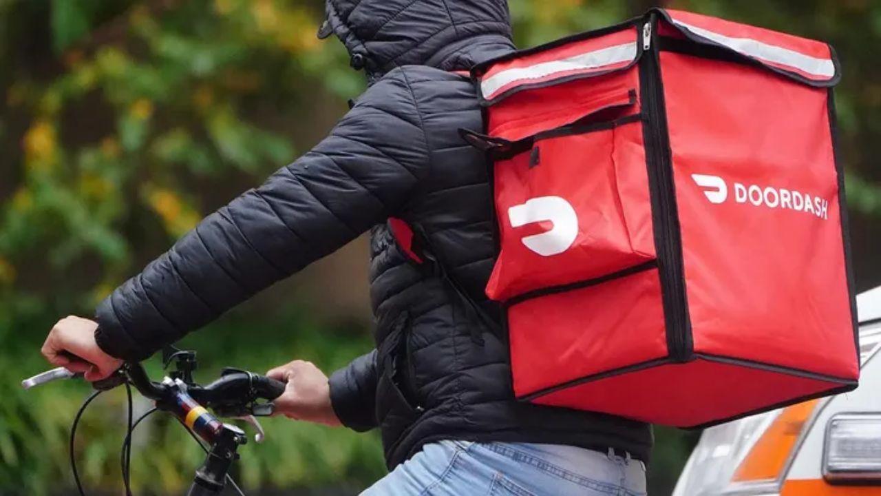 DoorDash to Acquire Deliveroo in £2.9B Global Expansion Deal