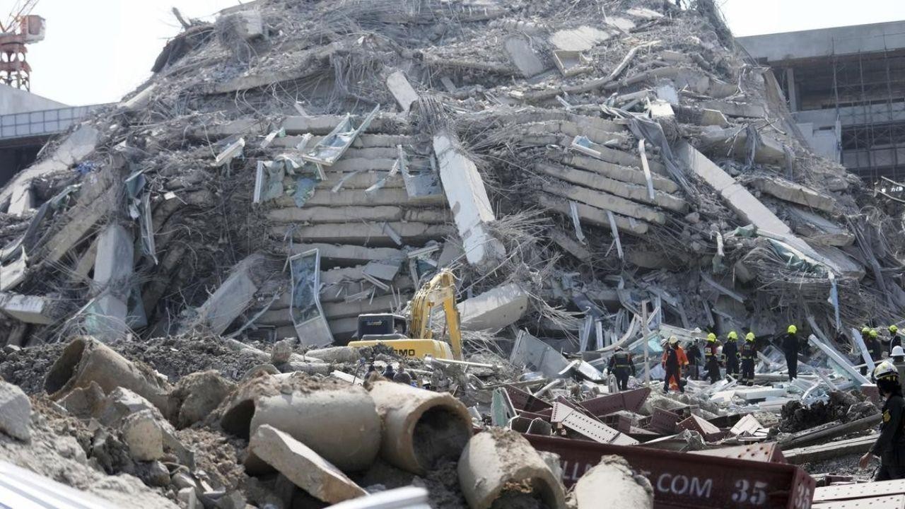 Myanmar Earthquake Kills 1,000+ as Rescue Efforts Continue