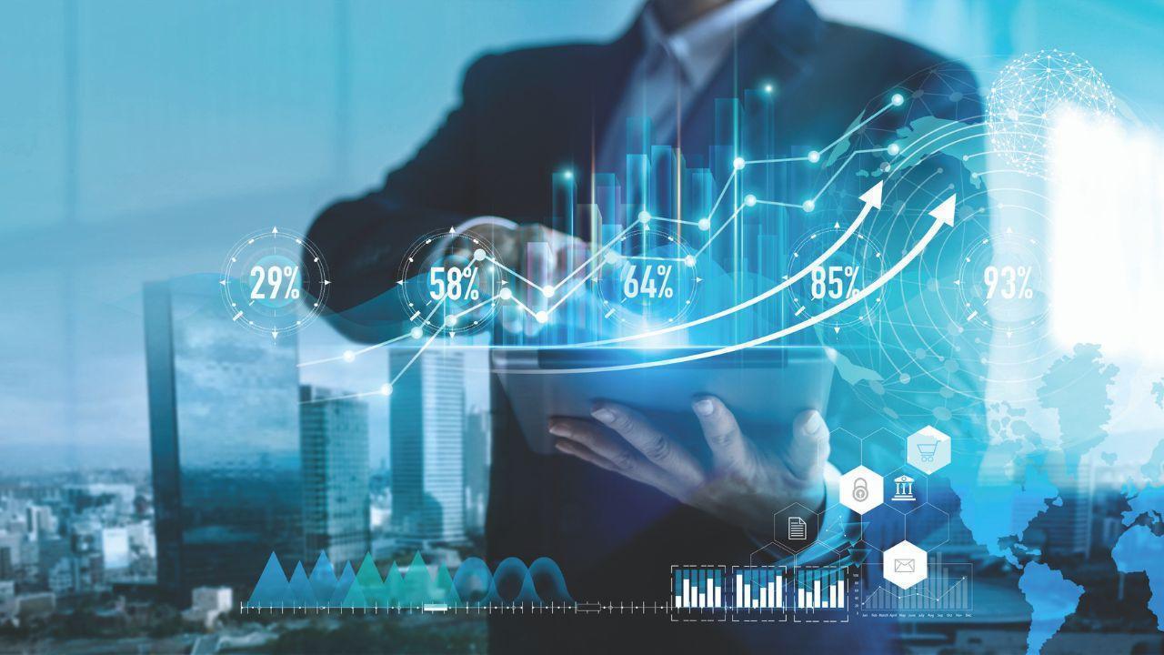 How Economic Growth Impacts Employment and Prosperity