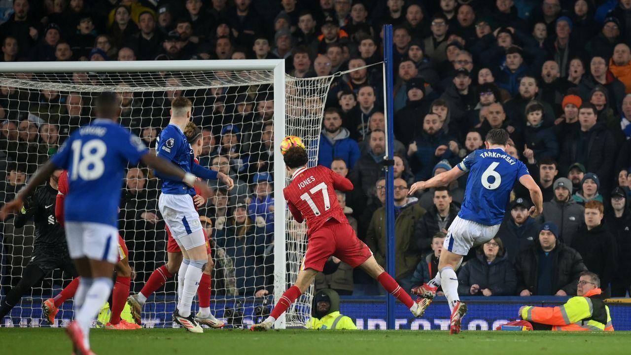 Liverpool Held 2-2 By Everton As Four See Red In Fiery Goodison Derby