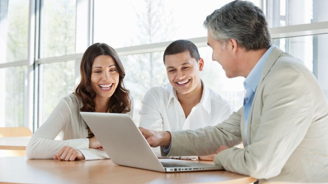 How to Keep Your Money Healthy and Strong Today
