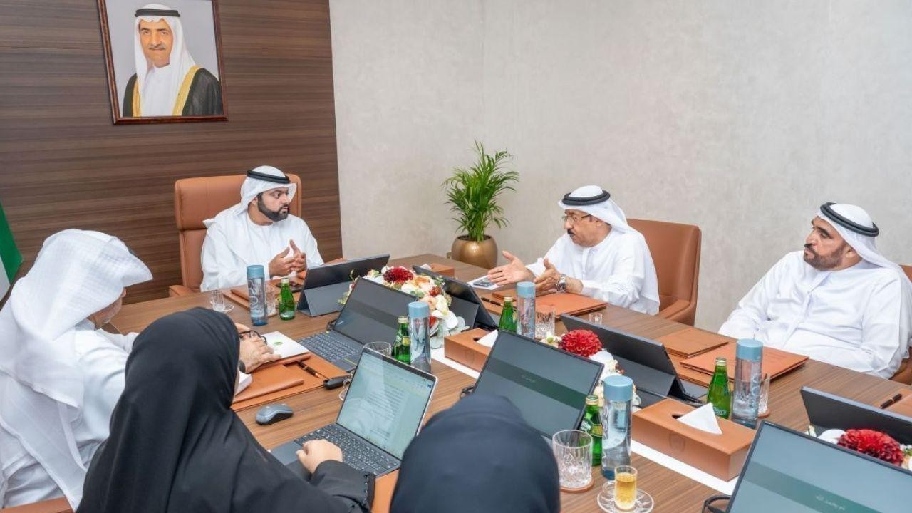Mohammed Al Sharqi Leads Fujairah Regions Development Board Meeting