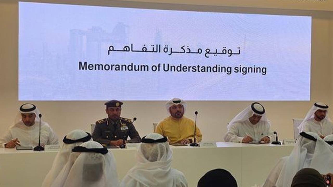 Dubai reduces government transaction time from 30 to 5 days.