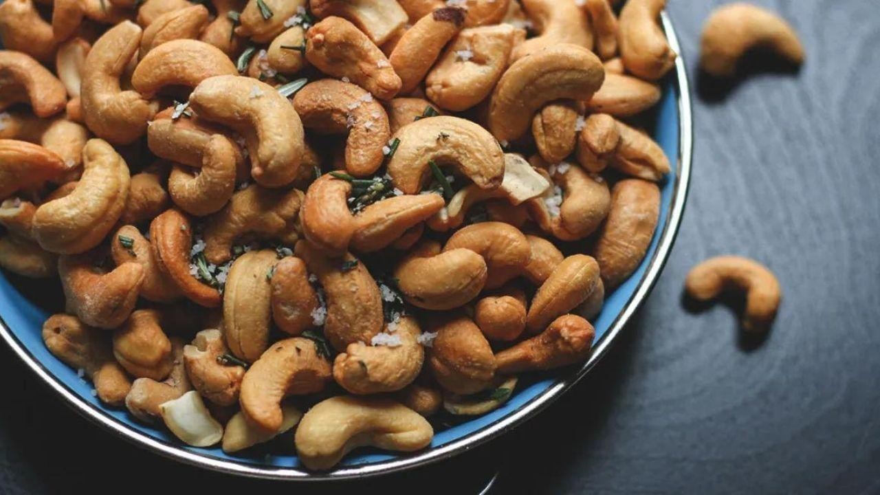 Get Energy All Day: Try These Healthy Snack Ideas