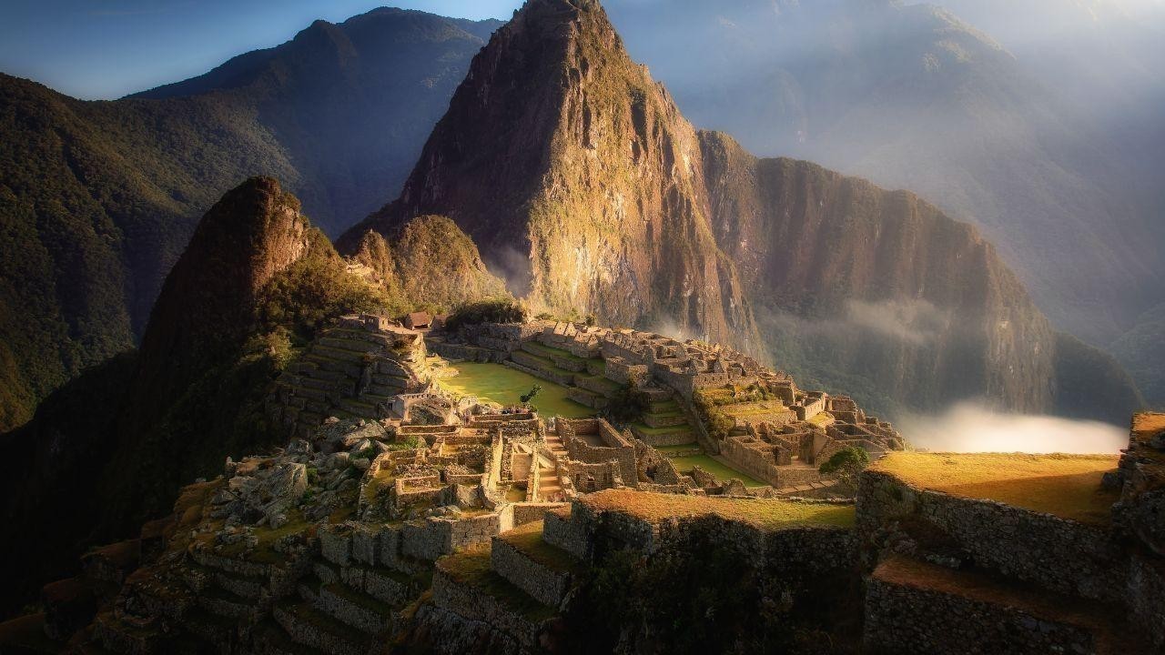 Explore Machu Picchu: Discovering Ancient Wonders in Peru