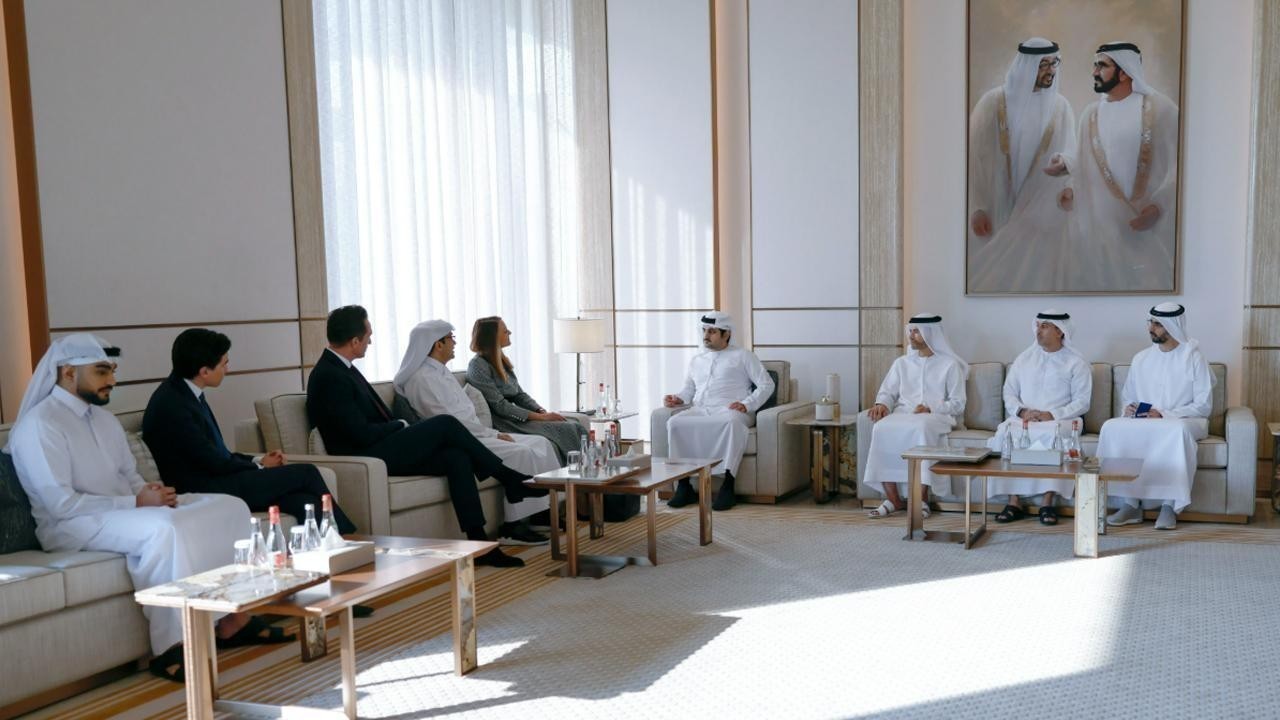 Maktoum bin Mohammed Meets KKR EMEA Co-Head to Discuss Global Investment Opportunities