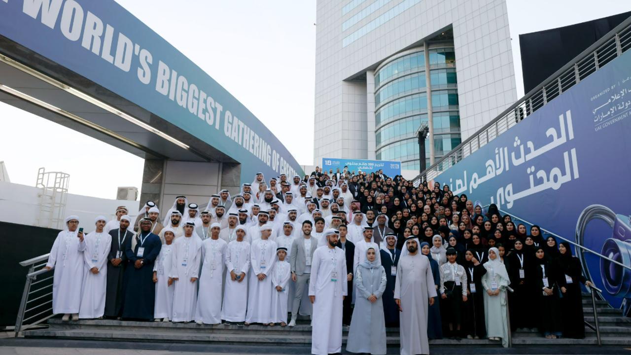 Sheikh Mohammed bin Rashid Attends Graduation of 300 Digital Content Creators and Experts