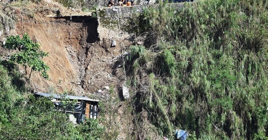 Six dead in Philippines landslide amid heavy rainfall