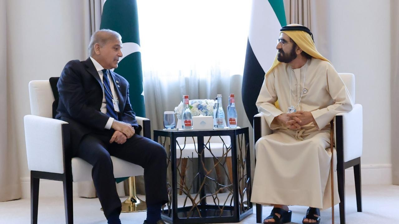 Mohammed bin Rashid Meets Pakistan’s Prime Minister at WGS 2025