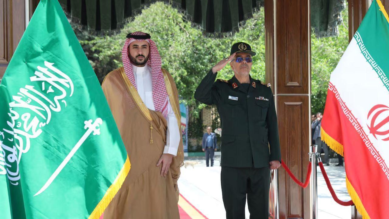 Saudi Defense Minister Visits Tehran Ahead of Iran-US Talks