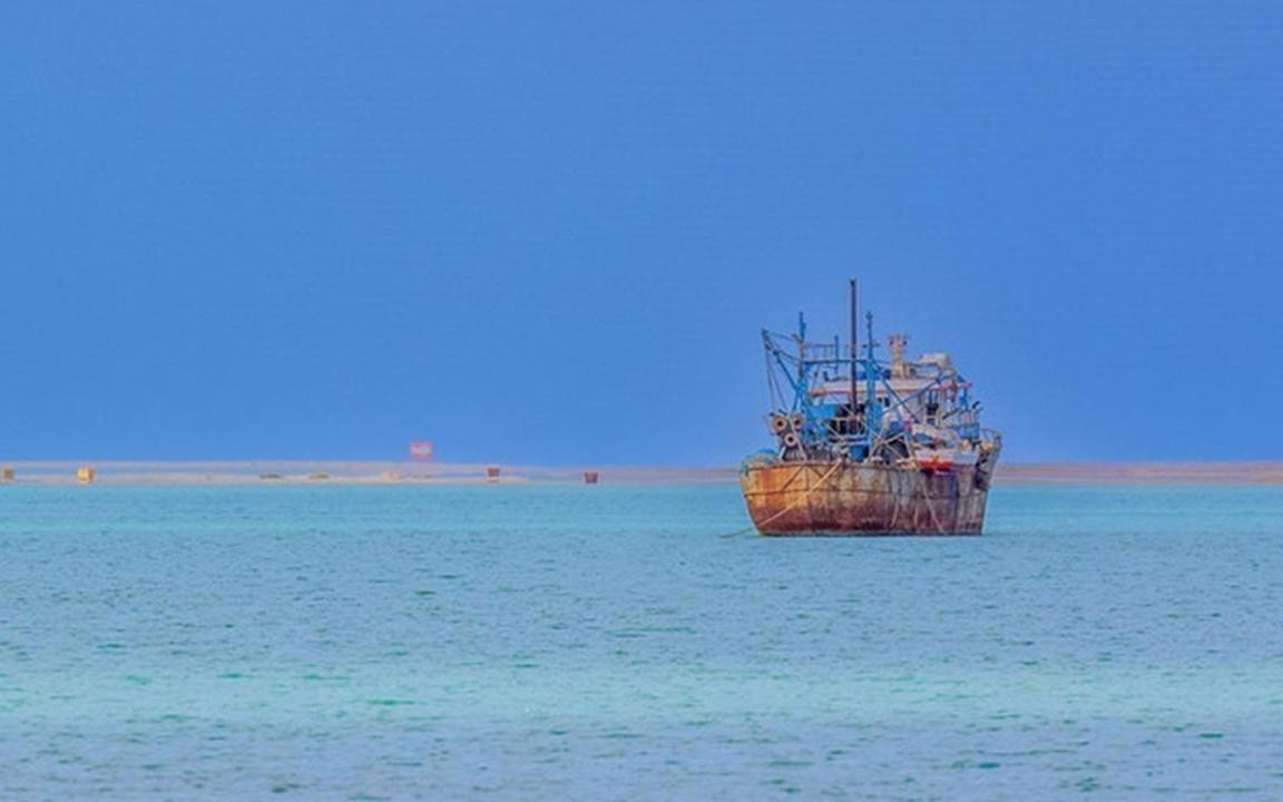 Saudi Seaside Gem: Charming Village Beckons Tourists with Natural Beauty