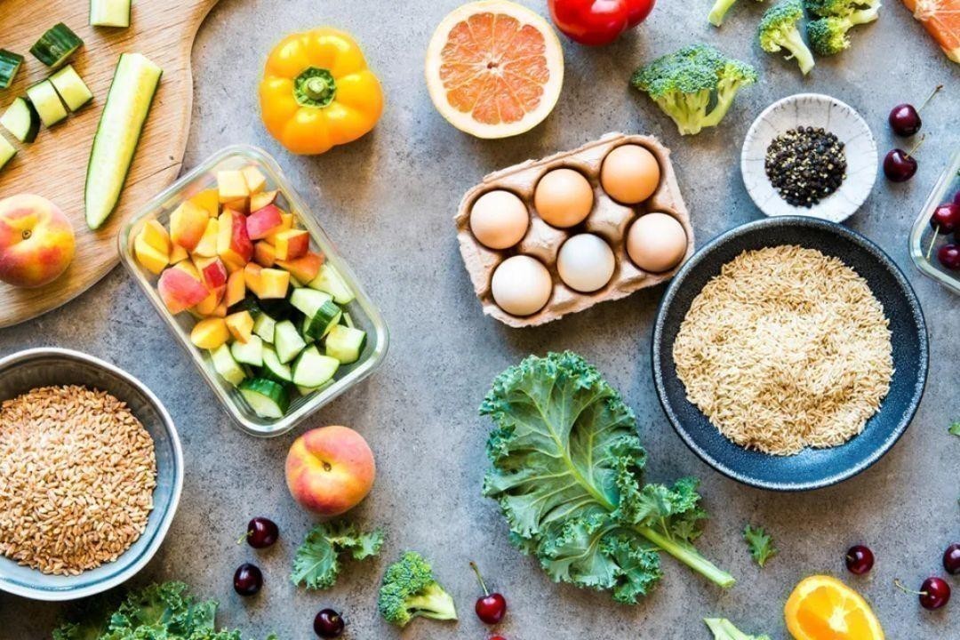 Why Plant-Based Diets Are Great: Health Benefits and Yummy Recipes
