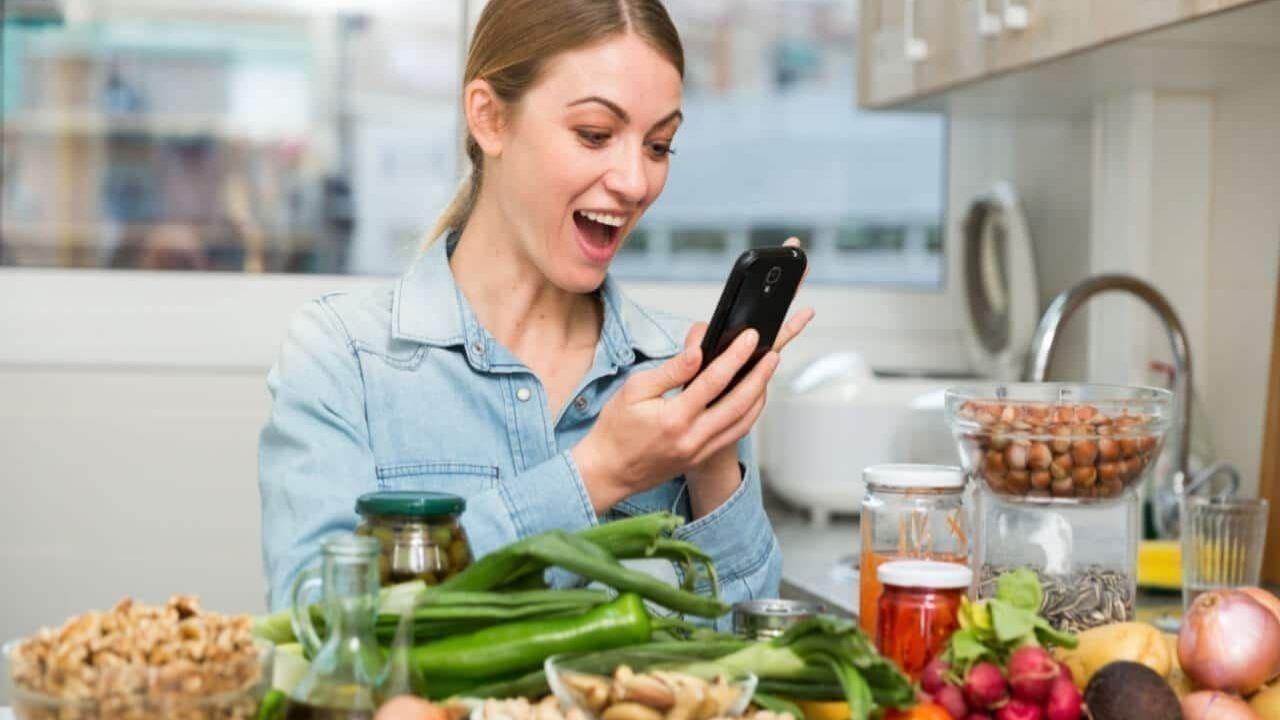 Nutrition Essentials for Kids: Building Strong Bodies and Bright Minds