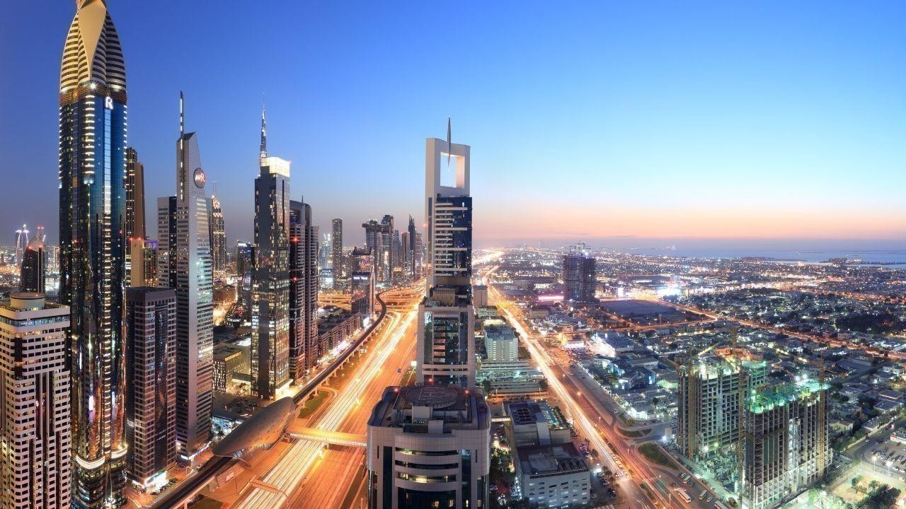 UAE: Seven licenses are suspended and fifty real estate agents have been fined for breaking regulations.