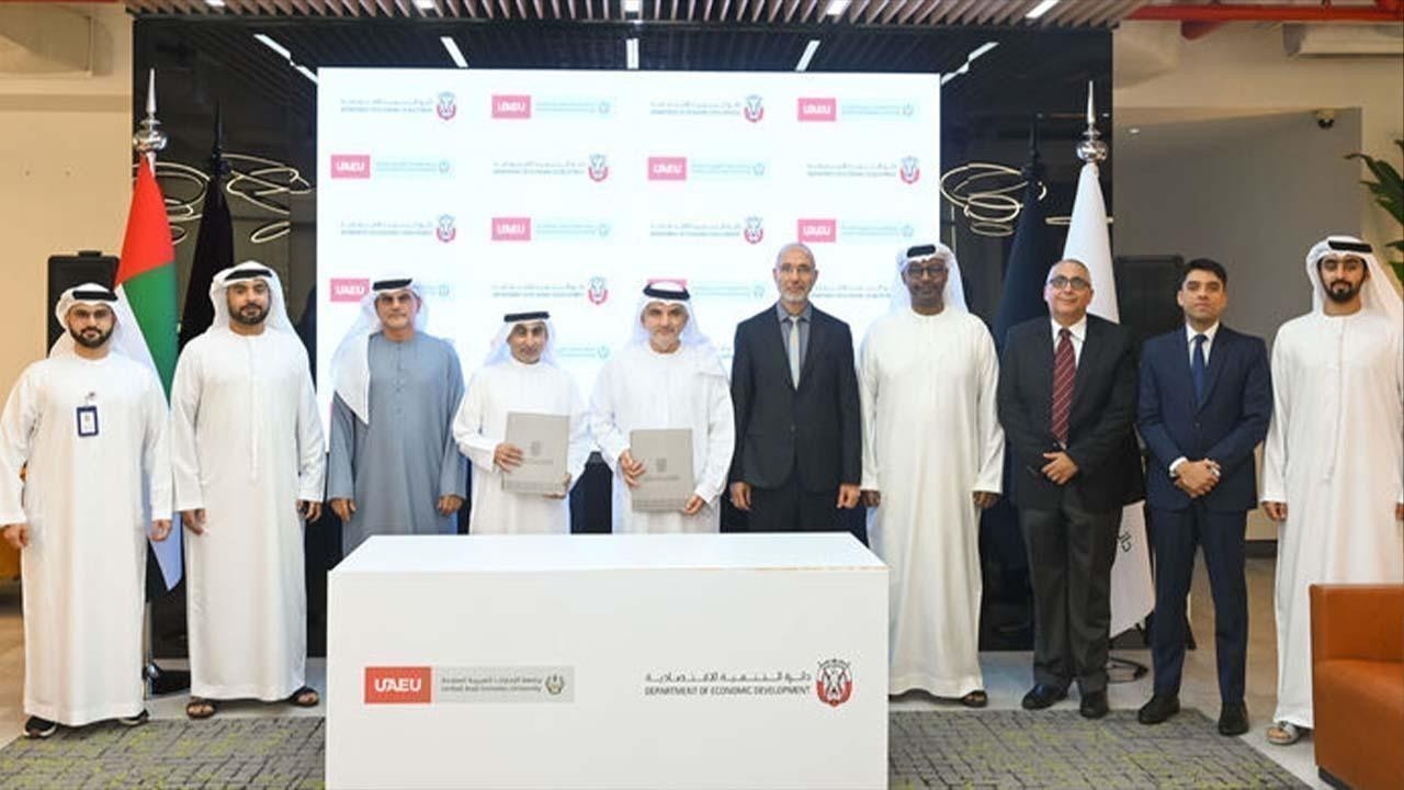 The United Arab Emirates University and the Abu Dhabi Department of Economic Development collaborate to introduce the Abu Dhabi Family Business Index.