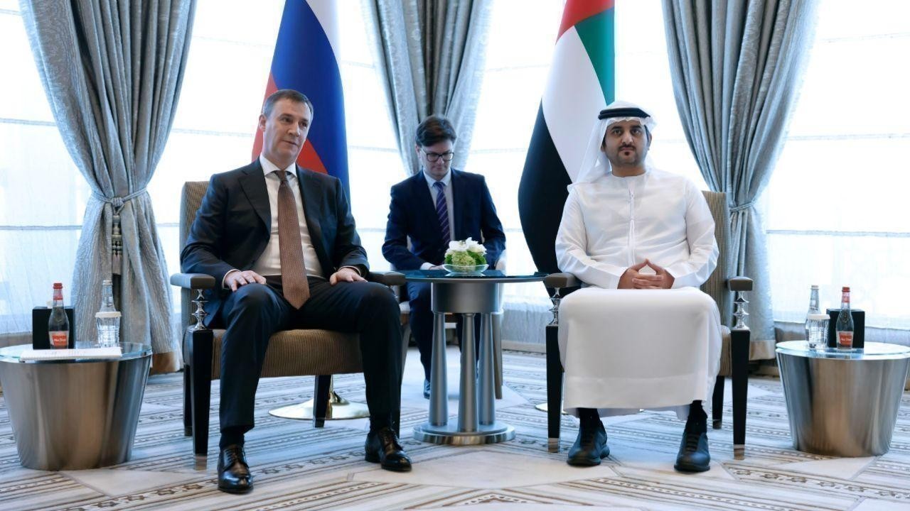 Maktoum bin Mohammed Meets Deputy Prime Minister of Russia for Talks