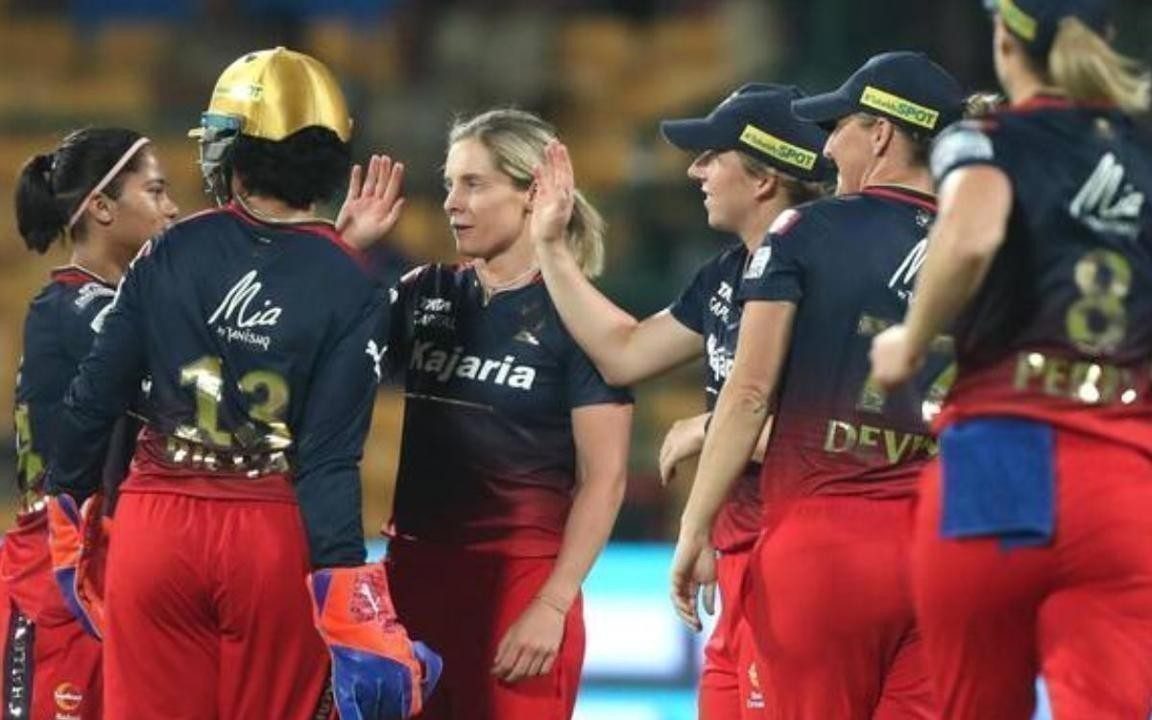 RCB shines with 2nd win in WPL 2024, displaying clinical prowess and teamwork.