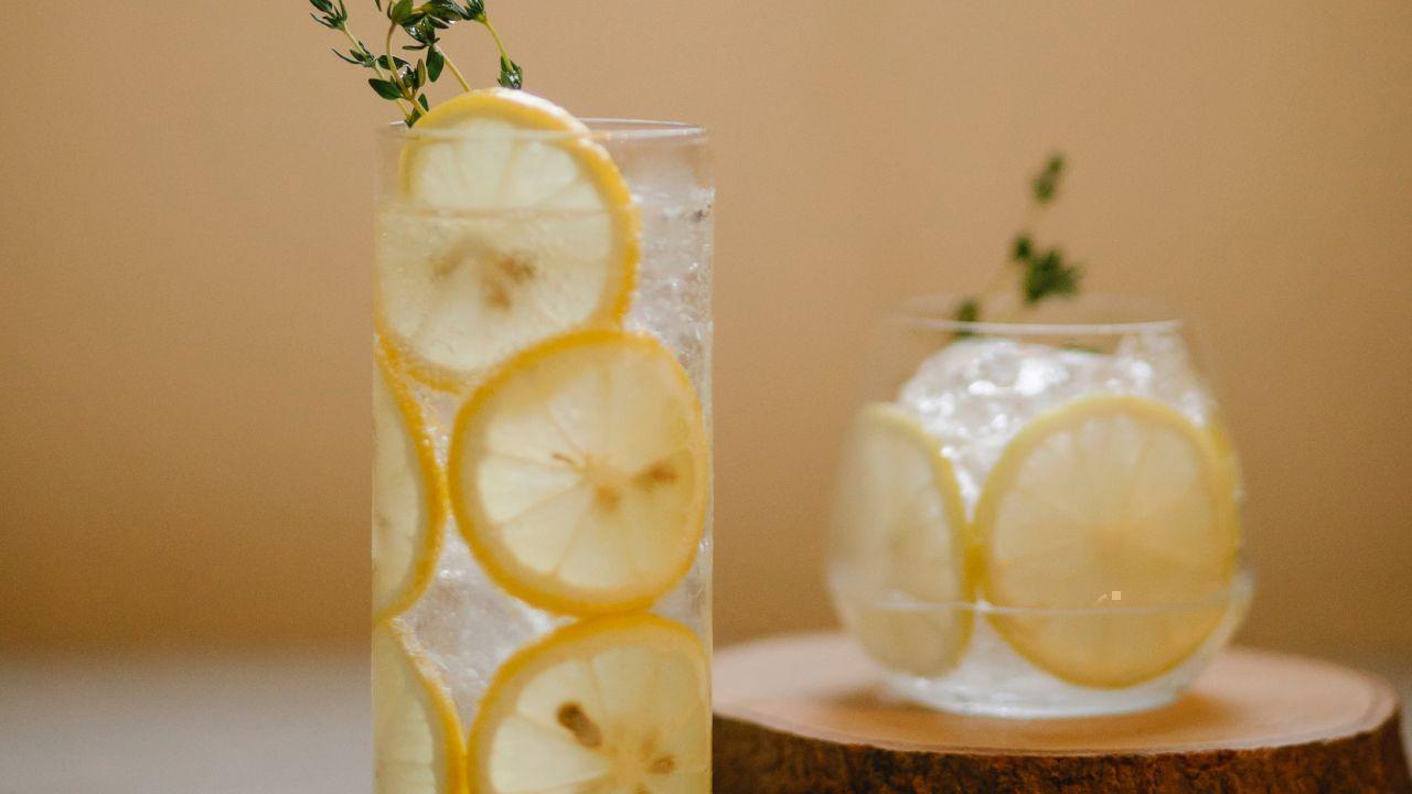 Stay Hydrated in the UAE Summer: Simple Tips to Beat the Heat