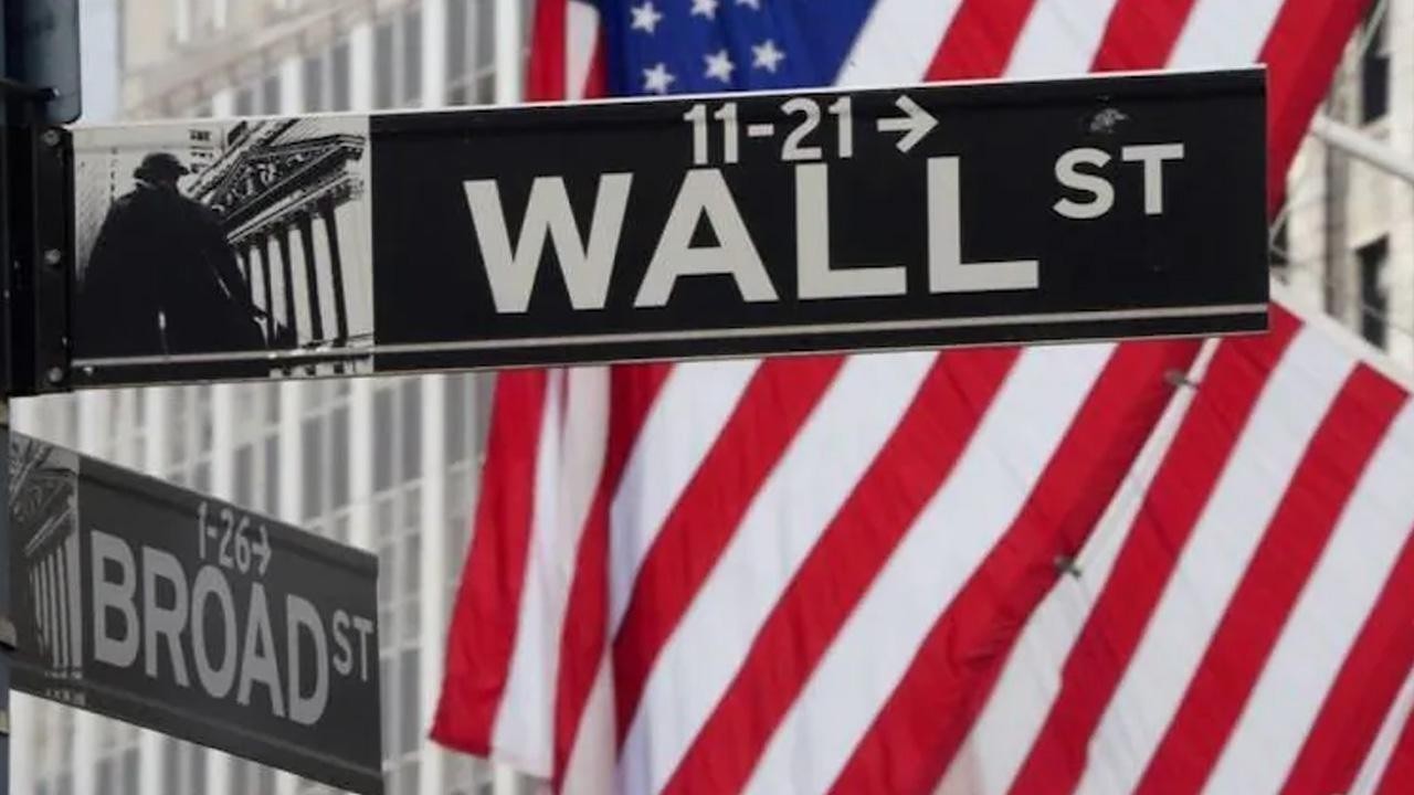 Wall Street Indexes Surge on Strong Jobs Data Wall Street Indexes Surge on Strong Jobs Data