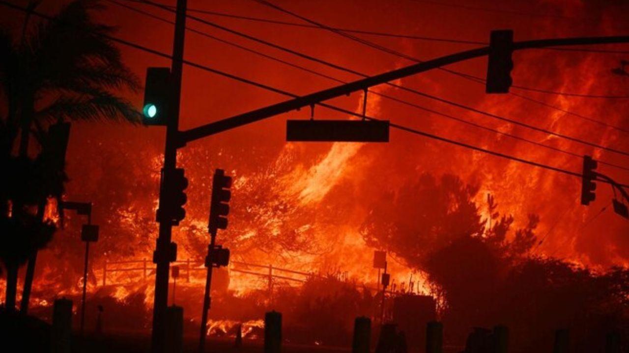 Los Angeles Wildfire Forces 30,000 Evacuations; Residents Shocked