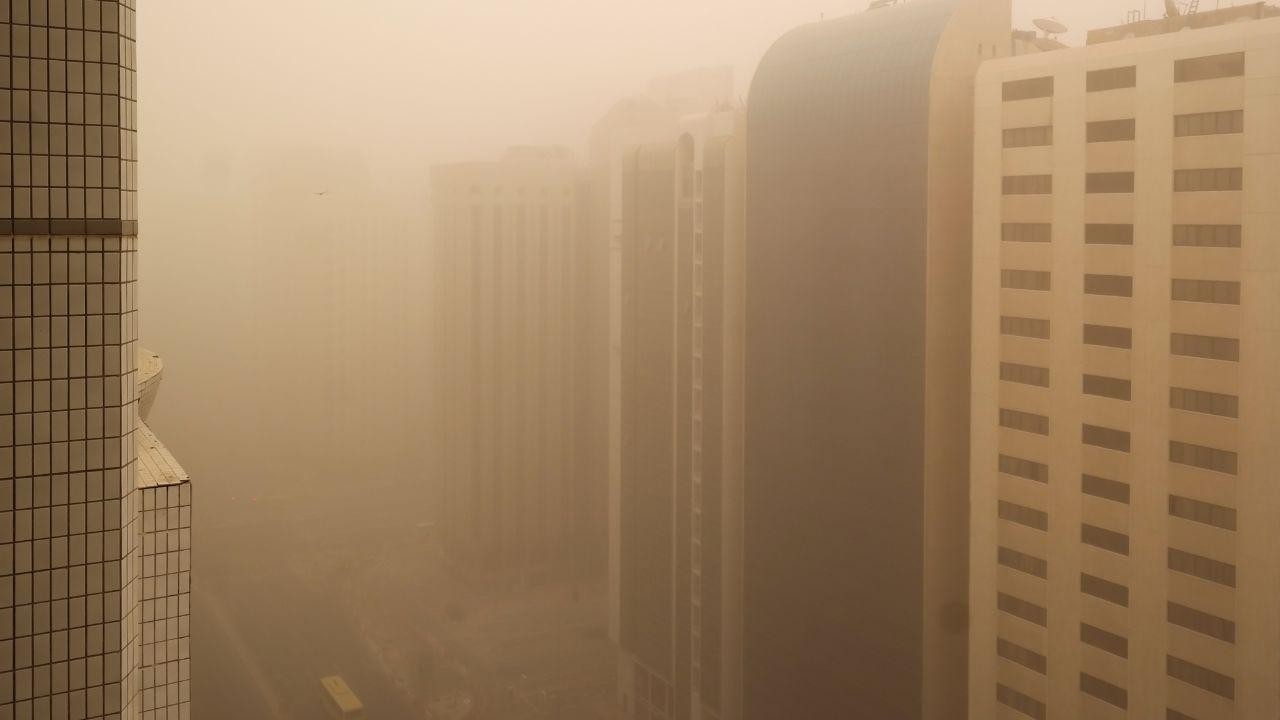 UAE weather: Dust storms, rain, and strong winds to hit today