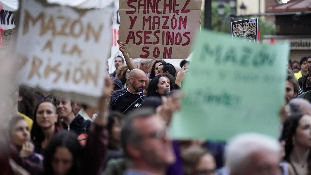 Thousands Protest in Spain Over Response to Deadly Floods