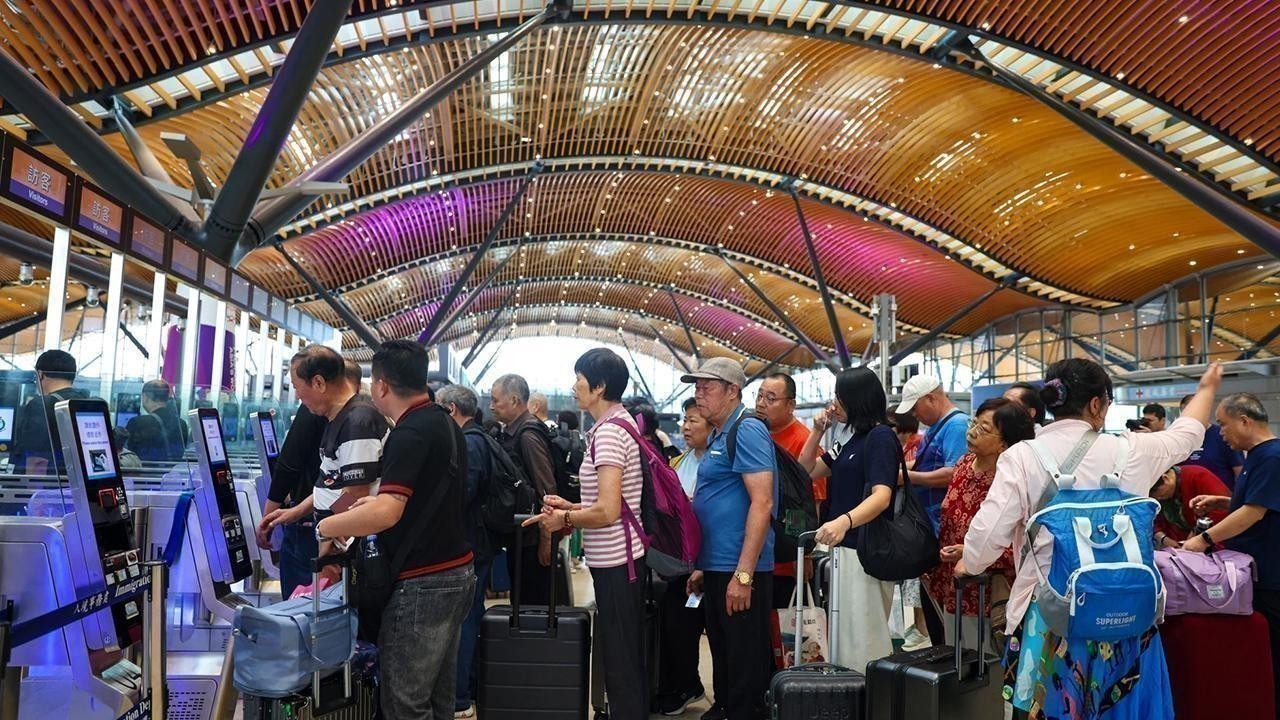 Beijing Introduces Five-Year Visa for Hong Kong, Macau Residents