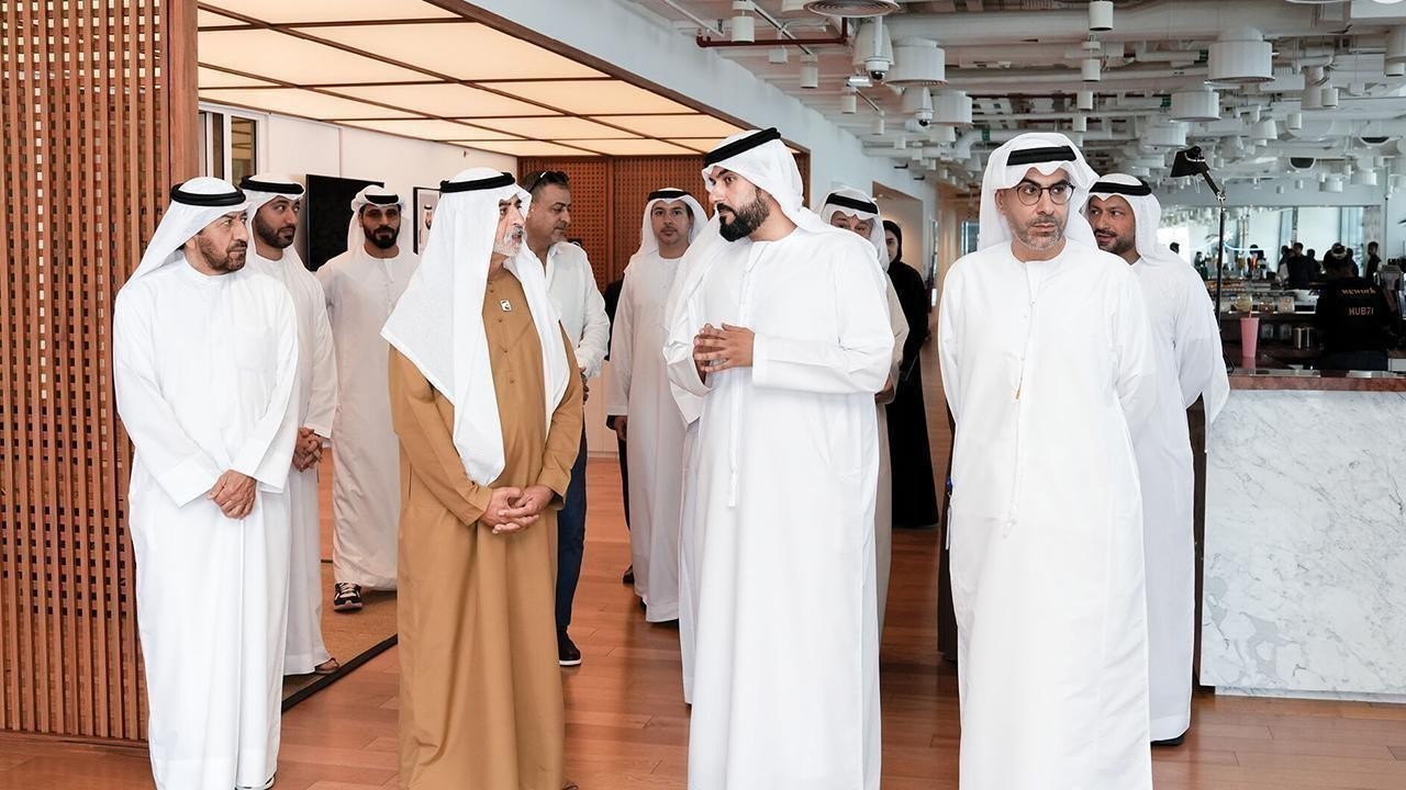 Minister Nahyan bin Mubarak tours Innovation at Hub71 Minister Nahyan bin Mubarak tours Innovation at Hub71