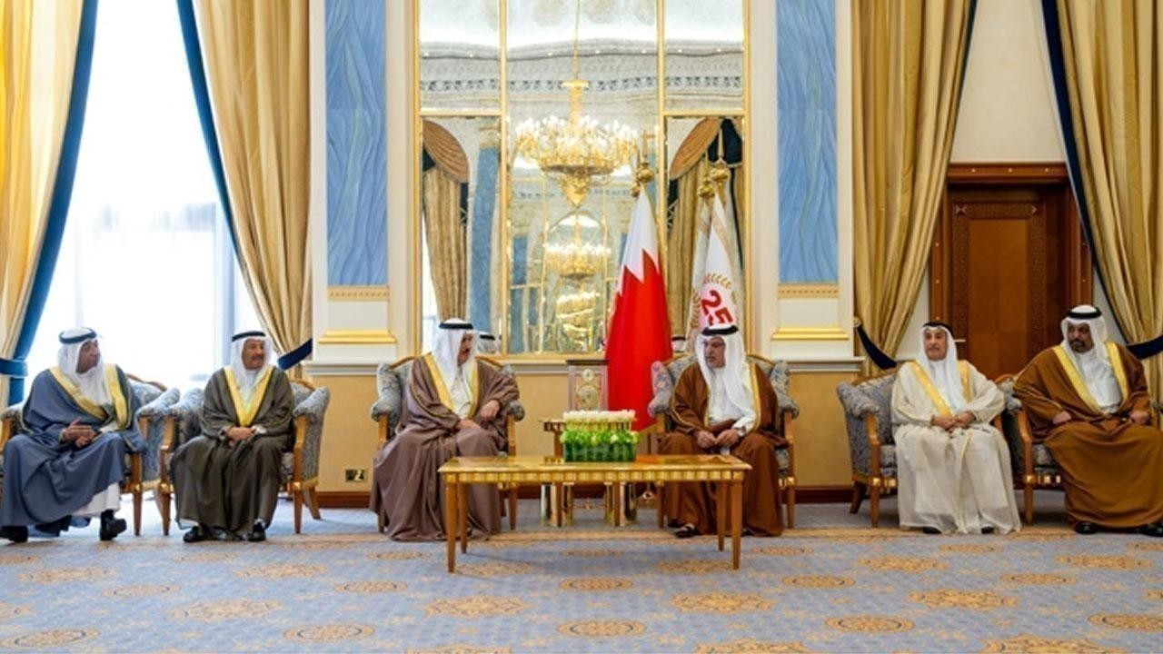 Crown Prince and Prime Minister Meets with Speaker of Council of Representatives and Shura Council Chairman