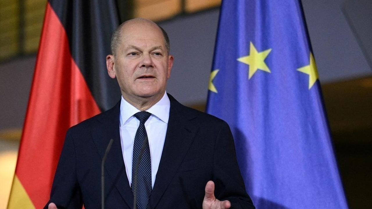 Germany Faces Early Elections as Coalition Government Collapses