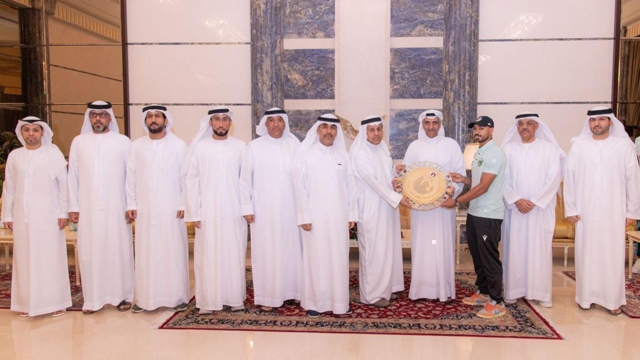 Fujairah Ruler Receives Al Oruba Club Players, Orders Financial Reward for ADNOC League Qualification
