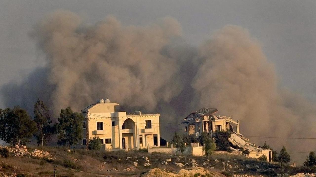 Hezbollah Commander Killed as Israel Airstrike Death Toll in Lebanon Hits 558