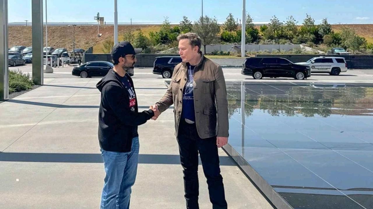 Abu Dhabi Deputy Ruler Meets Musk and Bezos for AI Partnerships