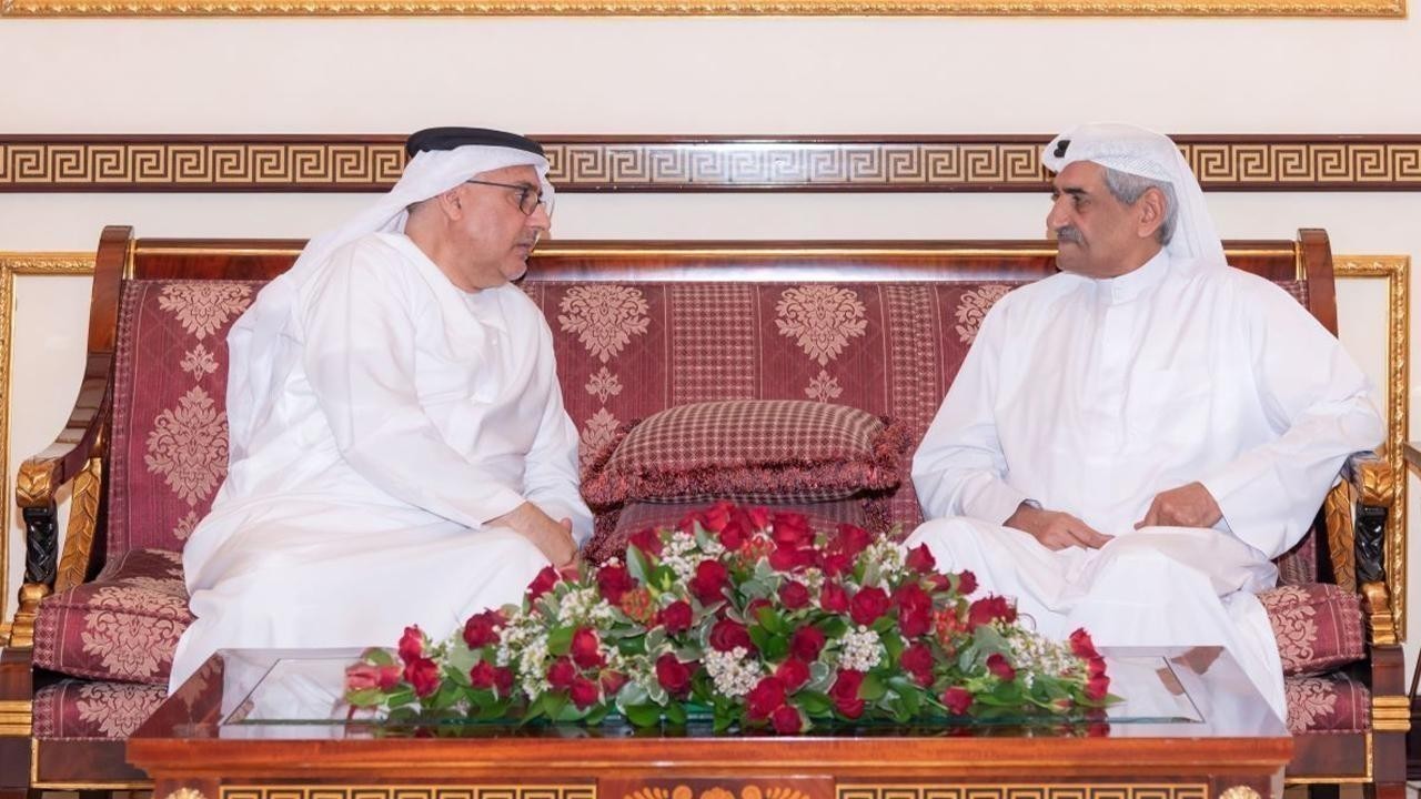 Ruler of Fujairah briefed on Ministry of Human Resources and Emiratization's future plans