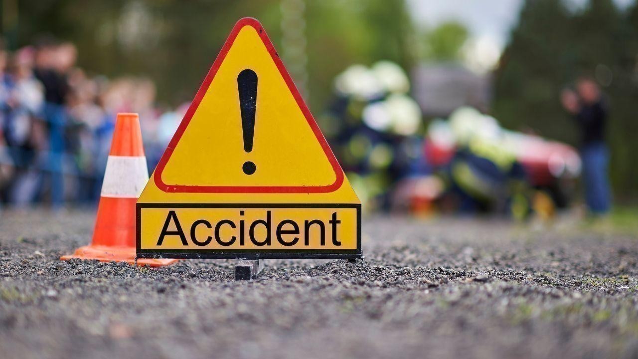 12 Schoolchildren and Driver Killed in South Africa Minibus Crash