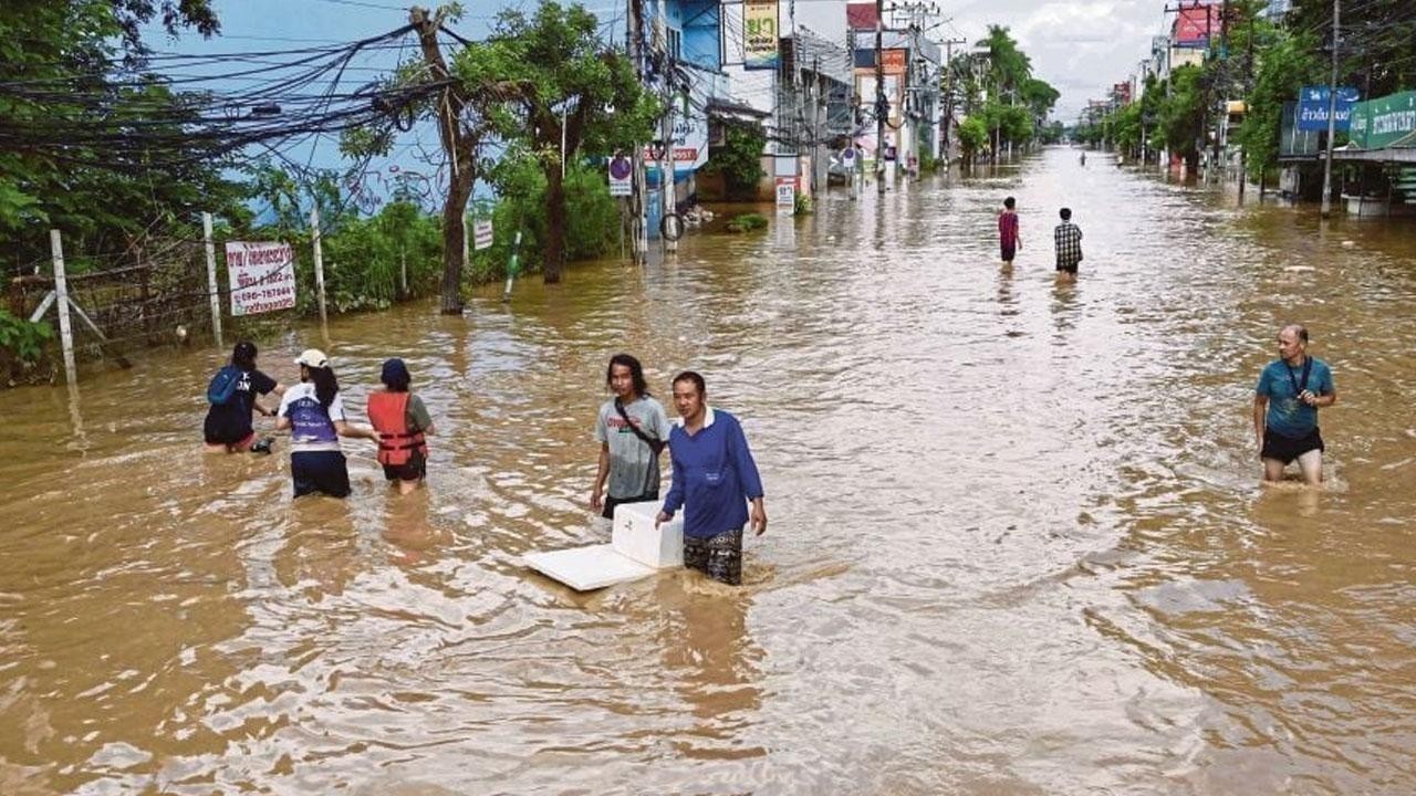 At Least Three Dead as Severe Flooding Hits Chiang Mai, Thailand