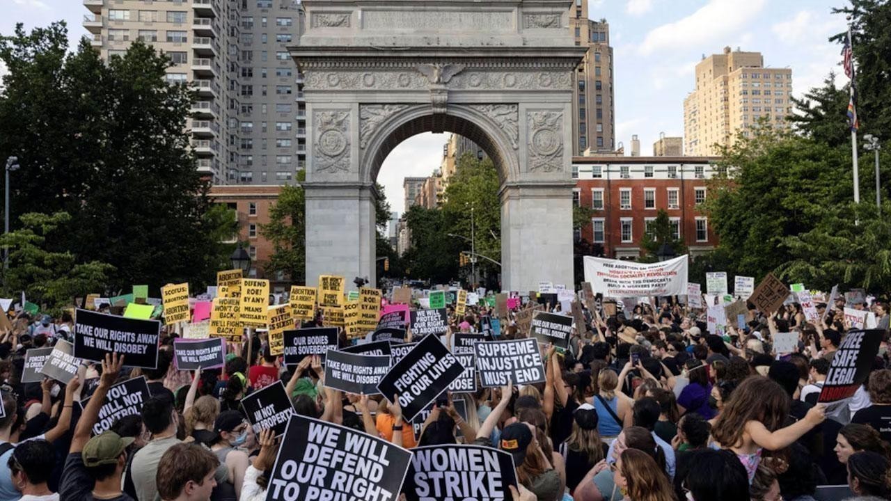 New York Approves Amendment to Safeguard Transgender, Abortion Rights