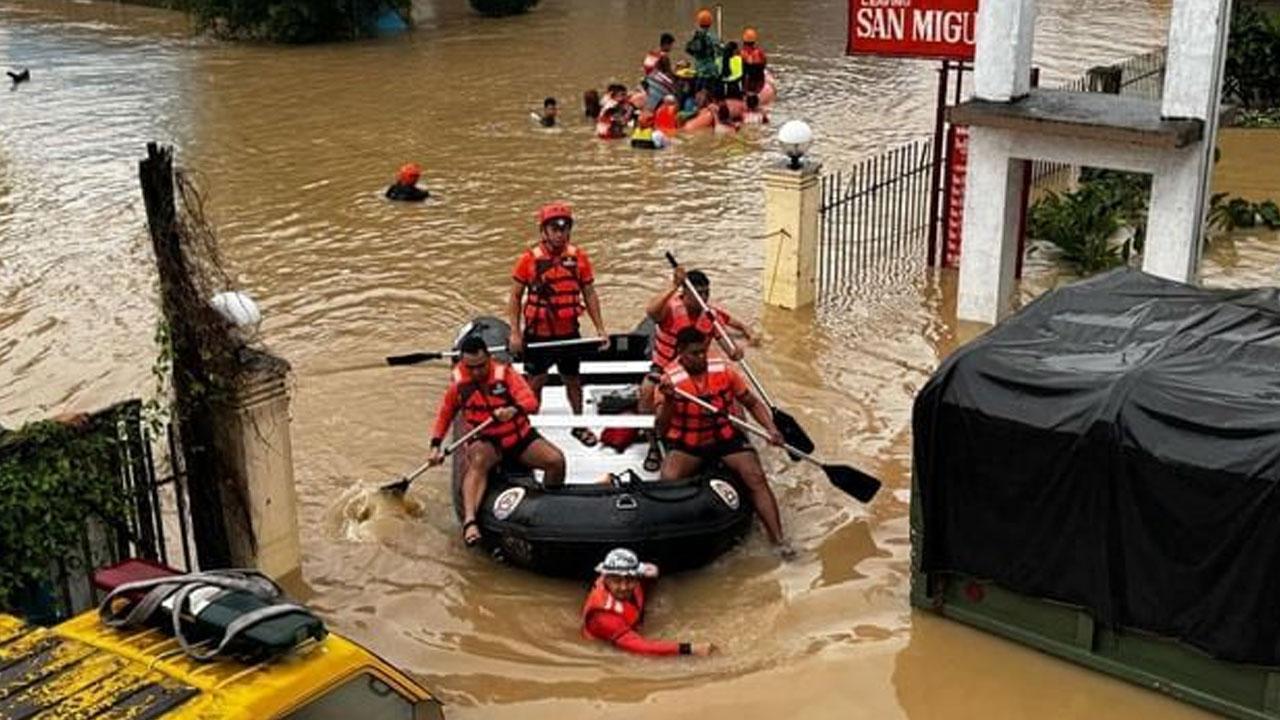 Typhoon Trami Strikes Central Vietnam, Causing Significant Damage