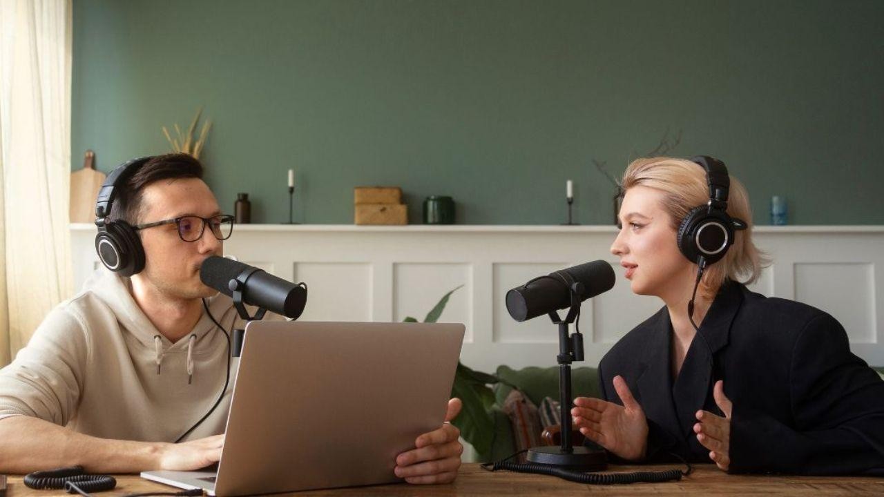 Must-Listen Tech Podcast Recommendations