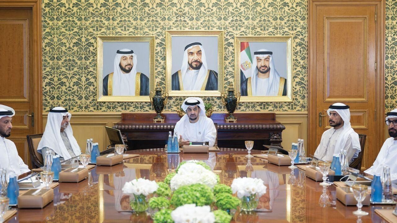 Hamdan bin Zayed Chairs Abu Dhabi University Board Meeting