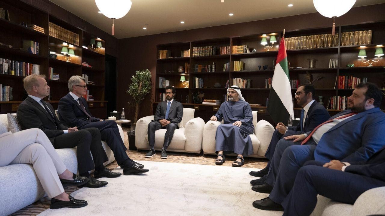 Crown Prince of Abu Dhabi Engages with CEOs of Major Norwegian Firms
