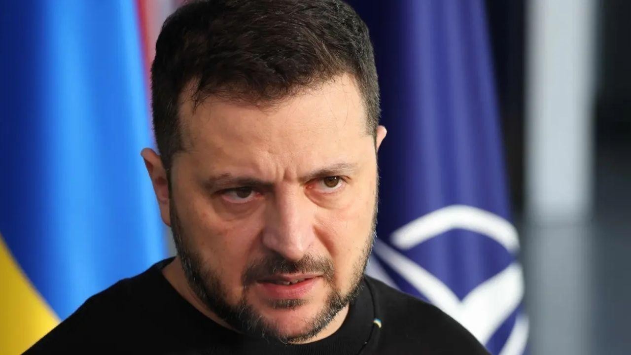 Zelenskyy Claims North Korean Troops Will Deploy to Russia This Weekend