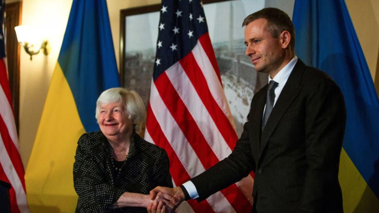 G7 Pledges $50B Ukraine Loan, Using Seized Russian Assets for Support